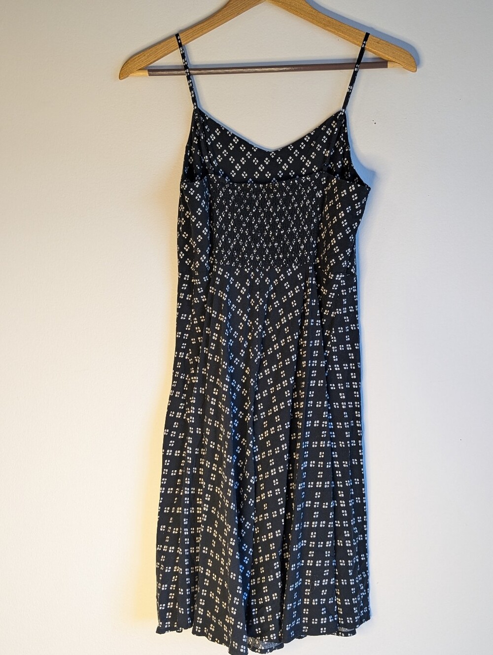 Old Navy Black & White Geometric Print Mini Cami Dress - Medium - Picture 5 of 8